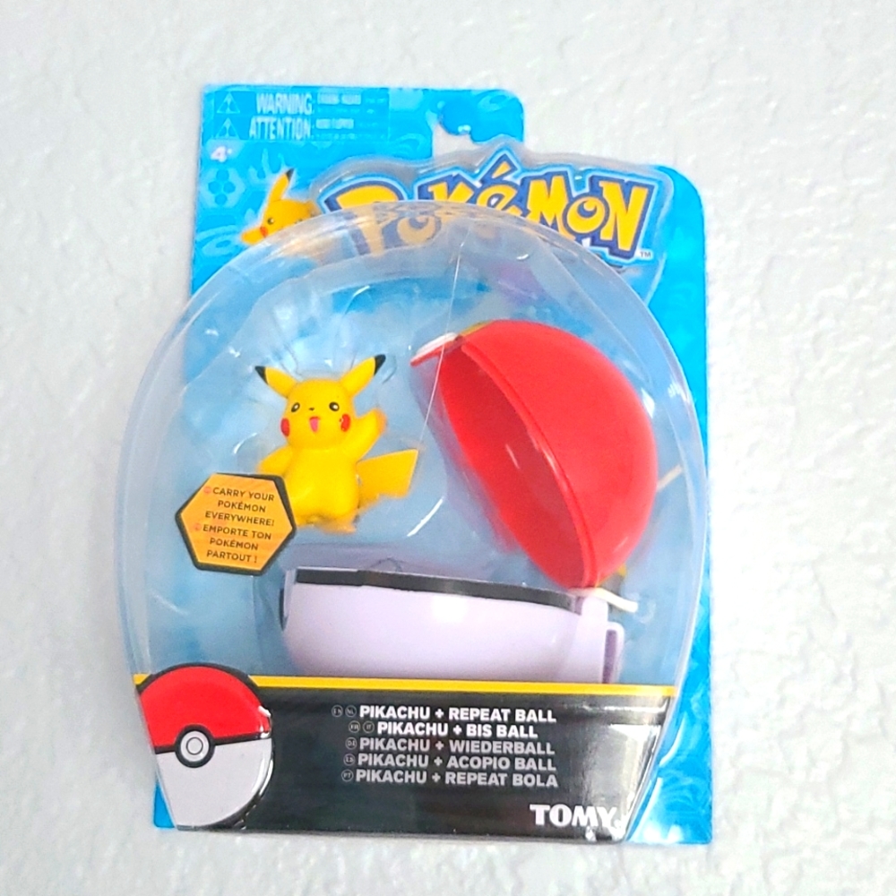 Pokemon pikachu figure